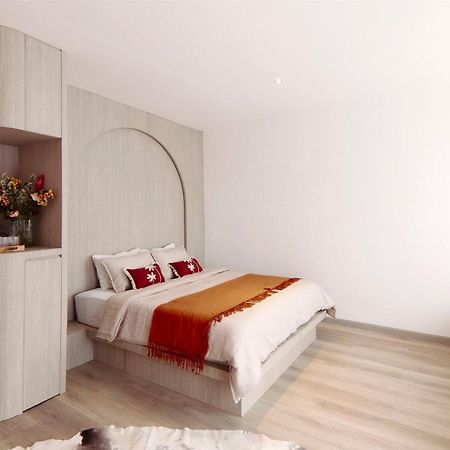 קנגו Neon Rose Motel מראה חיצוני תמונה